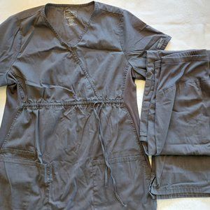 CHEROKEE Workwear Maternity Scrub Set - M